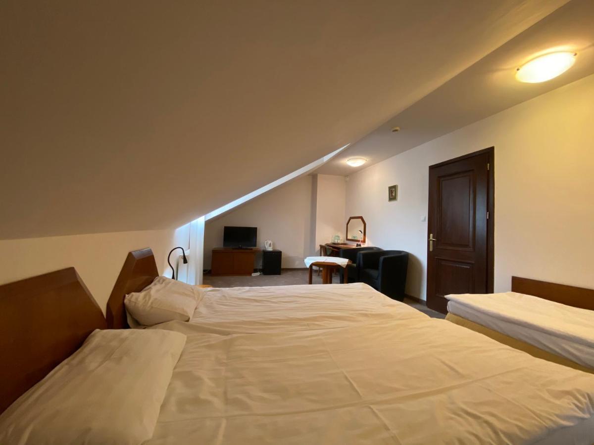 Hotel Grant クリニツァ・ズドルイ エクステリア 写真